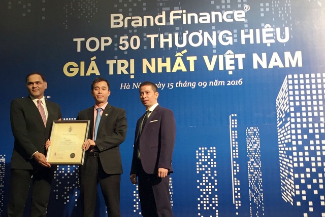 Thương hiệu Bảo Việt được định giá 89 triệu USD, lọt “Top 50 thương hiệu giá trị nhất Việt Nam 2016” - 1