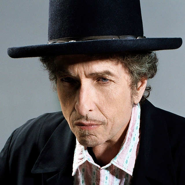Nobel Văn học gọi tên nam ca sĩ biểu tượng của Mỹ - Bob Dylan - 3
Với công chúng Mỹ ngày nay, Bob Dylan vẫn được xem như một biểu tượng tầm vóc
