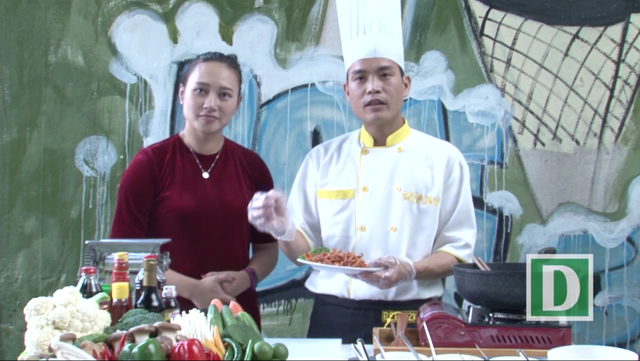 Bếp Ngon: Ca sĩ Khánh Linh tiết lộ món mực khô tuyệt ngon cuối tuần - 4 Bếp Ngon: Ca sĩ Khánh Linh tiết lộ món mực khô tuyệt ngon cuối tuần - 4