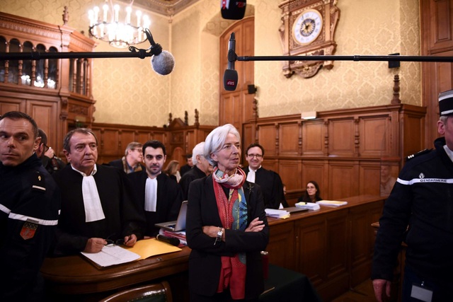 Tổng Giám đốc điều hành IMF Christine Lagarde bị kết tội tắc trách - 1
Bà Lagarde bị kết tội vì những sai phạm trong thời kì làm Bộ trưởng Bộ Tài chính năm 2008. (Ảnh: AFP)