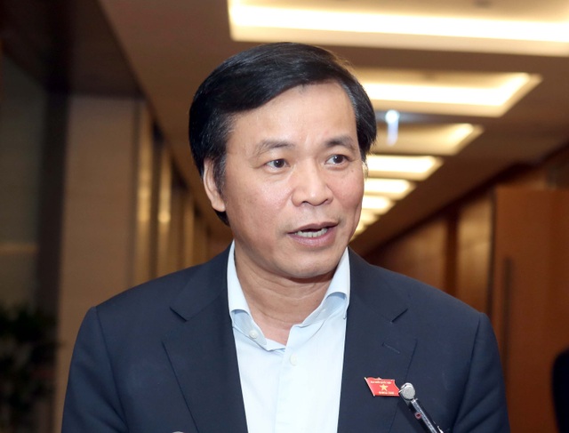 Chưa có tiền lệ phải "cách chức" người không còn chức vụ như ông Vũ Huy Hoàng - 1
Tổng Thư ký Quốc hội Nguyễn Hạnh Phúc nói về cái khó trong việc xử lý kỷ luật ông Vũ Huy Hoàng (ảnh: H.L)