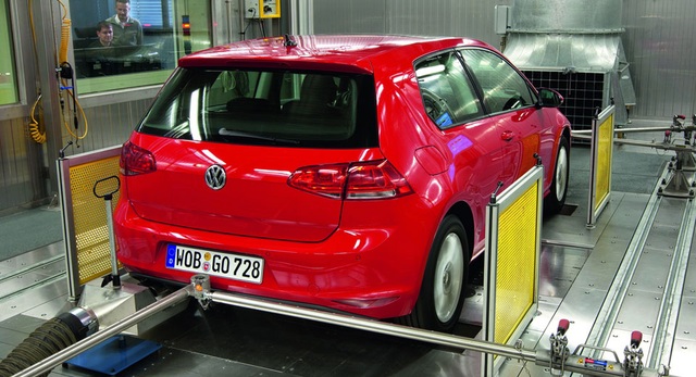 Kỹ sư Volkswagen bị truy tố hình sự - 1