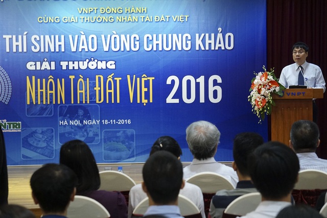 BTC Giải thưởng Nhân tài Đất Việt: "Các bạn phải lan tỏa ra toàn cầu!" - 1
Ông Tô Mạnh Cường, Phó TGĐ Tập đoàn VNPT, đồng tổ chức và tài trợ chính cho Giải thưởng Nhân tài Đất Việt.