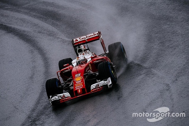 Thắng chặng, Lewis Hamilton tiếp tục nuôi giấc mơ vô địch - 2 Thắng chặng, Lewis Hamilton tiếp tục nuôi giấc mơ vô địch - 2