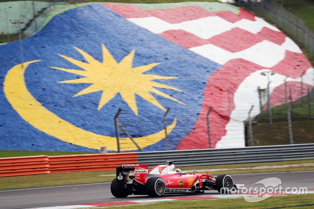 Daniel Ricciardo và Red Bull Racing thống trị Sepang - 3 Daniel Ricciardo và Red Bull Racing thống trị Sepang - 3