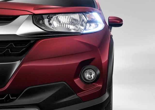 Honda chính thức giới thiệu tân binh WR-V - 3 Honda chính thức giới thiệu tân binh WR-V - 3