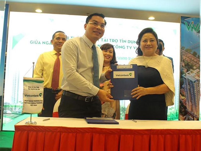 Vietcombank "bơm" cho Vietcomreal 1.500 tỷ đồng phát triển bất động sản - 1 Vietcombank bắt tay hợp tác cùng Vietcomreal