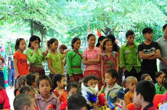 Mùa Trung thu – Mùa trăng đong đầy hạnh phúc với các em nhỏ nơi biên giới - 6 Mùa Trung thu – Mùa trăng đong đầy hạnh phúc với các em nhỏ nơi biên giới - 6