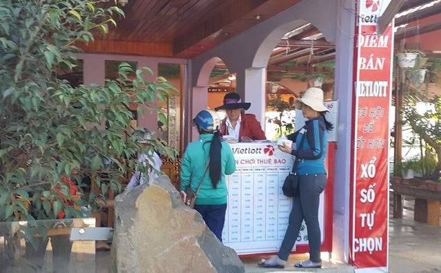 Đắk Nông: Tràn lan vé số kiểu Mỹ tự chọn, in sẵn - 4
Một cửa hàng tự nhận là đại lý cấp 1 của công ty xổ số điện toán Vietlott tại TX. Gia Nghĩa.