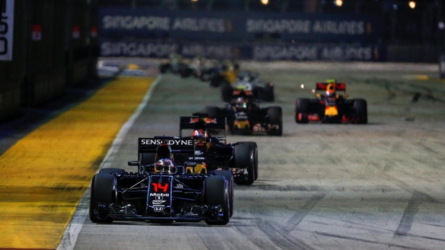 Nico Rosberg thắng tuyệt đối tại chặng đua Singapore - 11 Nico Rosberg thắng tuyệt đối tại chặng đua Singapore - 11