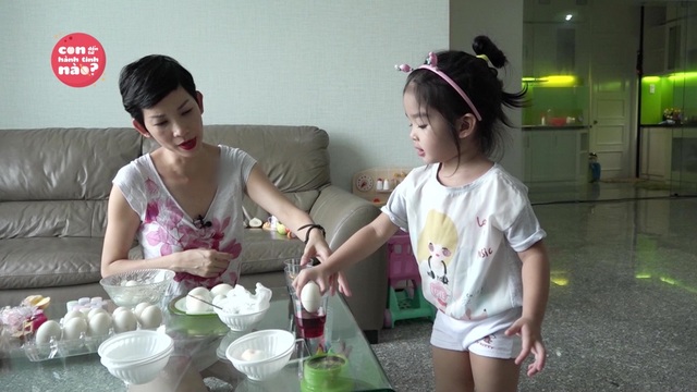 Huy Khánh lần đầu khoe con gái 4 tuổi trên truyền hình - 3 Huy Khánh lần đầu khoe con gái 4 tuổi trên truyền hình - 3
