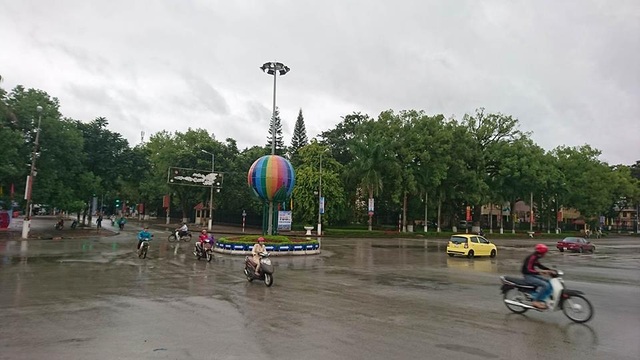 Bão suy yếu sớm, Quảng Ninh may mắn "thoát" bão - 8
Trung tâm TP Lạng Sơn chiều nay đã tạnh mưa.