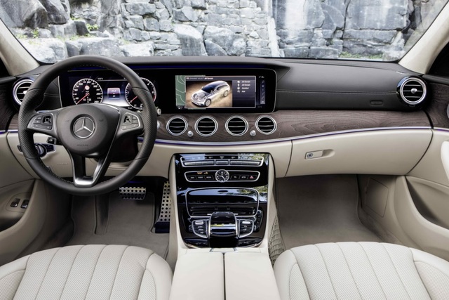 Mercedes E-Class có thêm phiên bản All-Terrain - 10 Mercedes E-Class có thêm phiên bản All-Terrain - 10