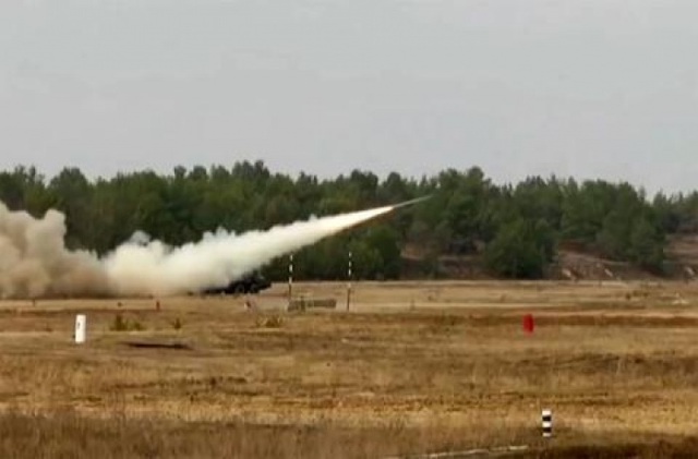Ukraine khoe tên lửa đạn đạo thế hệ mới Olkha để dọa Nga - 2 Hình ảnh cắt từ clip vụ thử tên lửa của Ukraine hôm 22/4