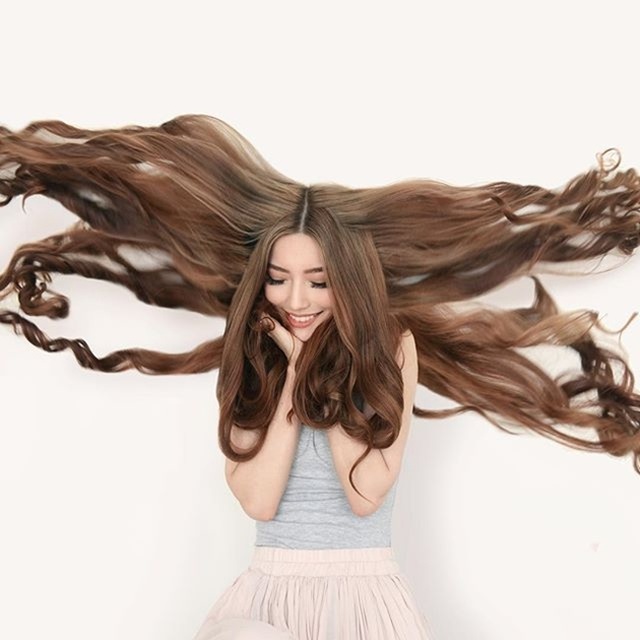 Bao người phải ghen tỵ 3 gái xinh sở hữu "tài sản" vô giá này - 2 Bao người phải ghen tỵ 3 gái xinh sở hữu "tài sản" vô giá này - 2