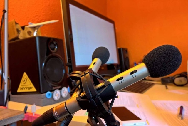Kênh phát thanh online "made by" du học sinh Việt tại Toulouse - 1 Tuy chỉ là một chương trình không chuyên nhưng Rose FM vẫn cố gắng đầu tư về mặt kĩ thuật