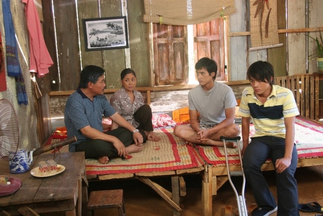 Lương Thế Thành và mối thân tình với Hòa Hiệp - 2 Cuộc đời nhân vật của Lương Thế Thành và Hòa Hiệp trong Dòng sông huynh đệ càng về sau càng bi đát khiến người xem xót xa.