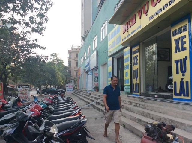 Chung cư tự quản: Dân có tiền tỉ sửa nhà - 2
7 ki-ốt đã hiện đang đem lại nguồn thu rất lớn cho cư dân