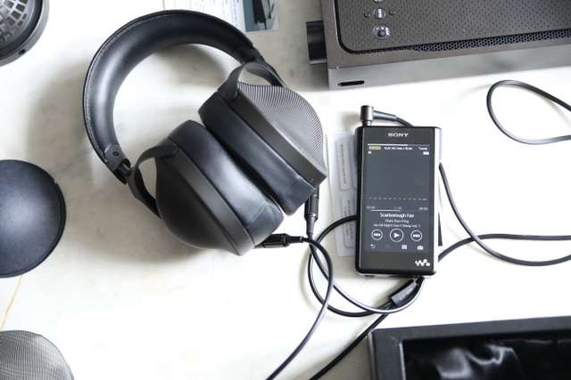 Sony “khoe” bộ âm thanh Signature Series trước giới yêu âm thanh Sài Thành - 2 Sony “khoe” bộ âm thanh Signature Series trước giới yêu âm thanh Sài Thành - 2