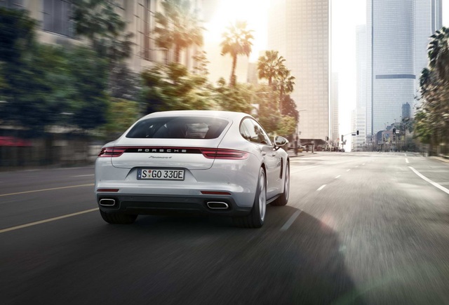 Porsche Panamera có thêm phiên bản 4 E-Hybrid - 6 Porsche Panamera có thêm phiên bản 4 E-Hybrid - 6
