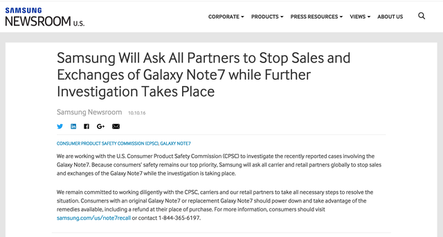 Samsung lại phải ngừng bán Galaxy Note7, kêu gọi người dùng tắt máy ngay - 2
Tuyên bố chính thức trên website chính thức của Samsung. Theo đó, hãng này sẽ yêu cầu tất cả các đối tác dừng bán hay đổi Galaxy Note7 cũng như khuyến cáo khách hàng tắt máy ngay và làm thủ tục để được hoàn trả tiền và nhận các khoản bù đắp tại nơi mua máy.