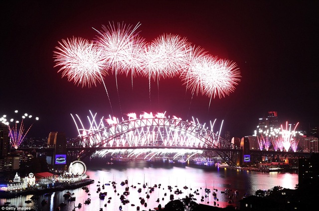 Chiêm ngưỡng màn bắn pháo hoa mãn nhãn chào năm mới của Australia - 1
(Ảnh: Getty)