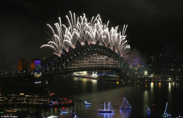 Chiêm ngưỡng màn bắn pháo hoa mãn nhãn chào năm mới của Australia - 10
(Ảnh: Getty)