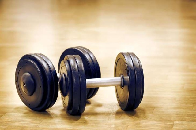 Lập phòng tập gym tại nhà với 5 dụng cụ đa năng - 2 Lập phòng tập gym tại nhà với 5 dụng cụ đa năng - 2
