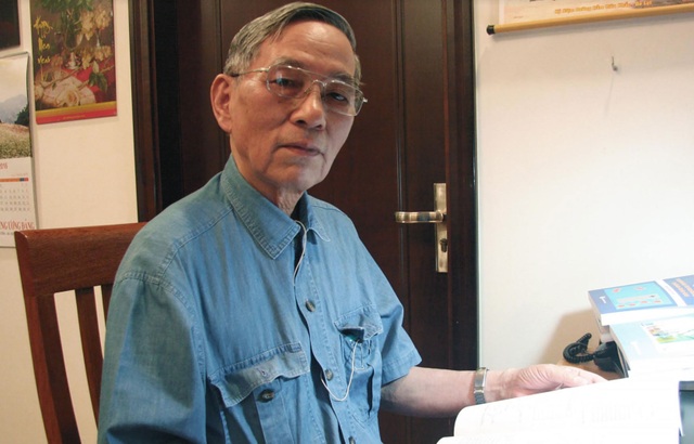 ĐH Dược Hà Nội – cái nôi đào tạo nhiều thế hệ học trò xuất sắc - 1
PGS.TSKH Lê Thành Phước miệt mài bên trang sách