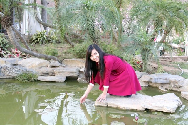 Nữ Thủ khoa kép xinh đẹp từ chối chốn đô thành, về quê cống hiến - 3
Thay vì ở lại Hà Nội với điều kiện tốt hơn, Trang vẫn quyết tâm về quê hương dạy học.