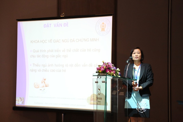 Khuyến nghị chu trình giúp trẻ ngủ ngon - 2
Tiến sĩ - Bác sĩ Nguyễn Thị Thanh Mai - Đại học Y Hà Nội phát biểu tại hội nghị