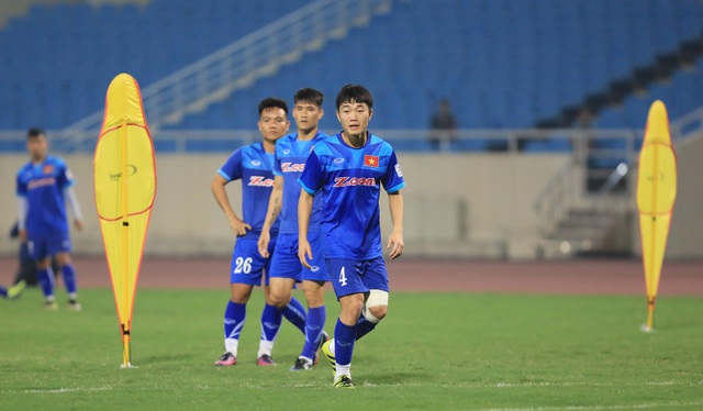 Xuân Trường: “Giấc mơ lớn nhất của tôi là vô địch AFF Cup” - 1
Xuân Trường là người được chú ý nhiều nhất ở đội tuyển Việt Nam - Ảnh: Gia Hưng
