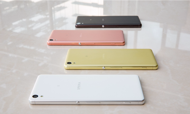 Sony Xperia XA - Smartphone tầm trung hấp dẫn giới trẻ - 1
Xperia XA gây ấn tượng với thiết kế tràn viền, vừa vặn lòng bàn tay cùng với nhiều phiên bản màu sắc cá tính