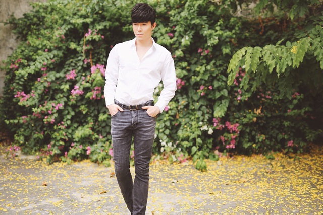 Nathan Lee tiết lộ gu phối chemise trắng ấn tượng - 1 Nathan Lee tiết lộ gu phối chemise trắng ấn tượng - 1