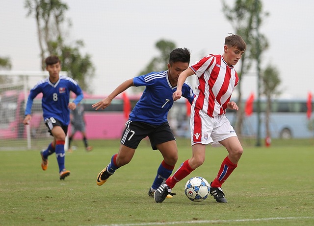 Giám đốc Ryan Giggs khen U15 PVF sau trận thắng U15 Stoke City - 13 Giám đốc Ryan Giggs khen U15 PVF sau trận thắng U15 Stoke City - 13