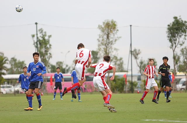 Giám đốc Ryan Giggs khen U15 PVF sau trận thắng U15 Stoke City - 6
Trận đấu diễn ra khá hay