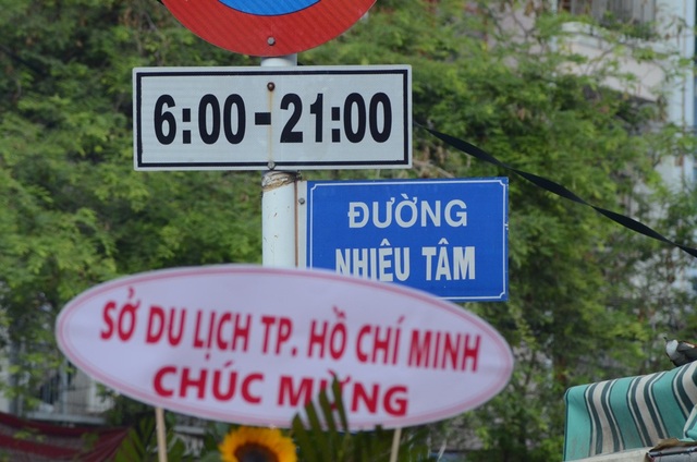 Phố vàng bạc, trang sức hút khách du lịch - 1 Phố kinh doanh vàng bạc, đá trang sức gồm 3 tuyến đường Nhiêu Tâm, Nghĩa Thục và Bùi Hữu Nghĩa (phường 5, quận 5, TPHCM)