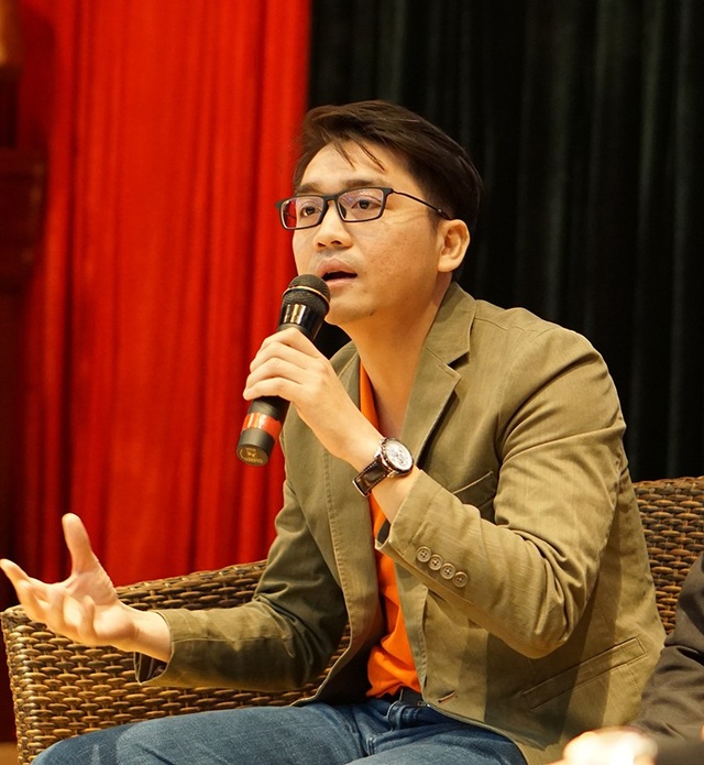 Kỹ sư công nghệ bị ung thư máu truyền cảm hứng để "tuổi trẻ cháy mãi" - 1 Nguyễn Hoàng Hải trong buổi trò chuyện với sinh viên HV Bưu chính Viễn thông