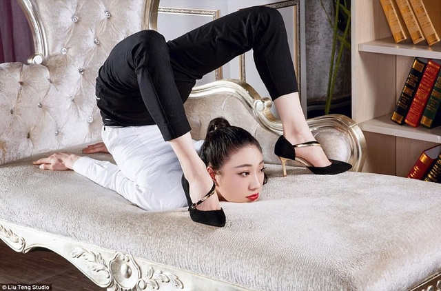 “Nữ hoàng uốn dẻo” xác lập Kỷ lục Guinness Thế giới - 10 Liu Teng (26 tuổi) là một tài năng trẻ khá nổi tiếng tại Trung Quốc.