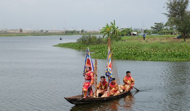Chiêm ngưỡng hóa trang Bồ Tát trong lễ hội Quán Thế Âm - 13 Chiêm ngưỡng hóa trang Bồ Tát trong lễ hội Quán Thế Âm - 13
