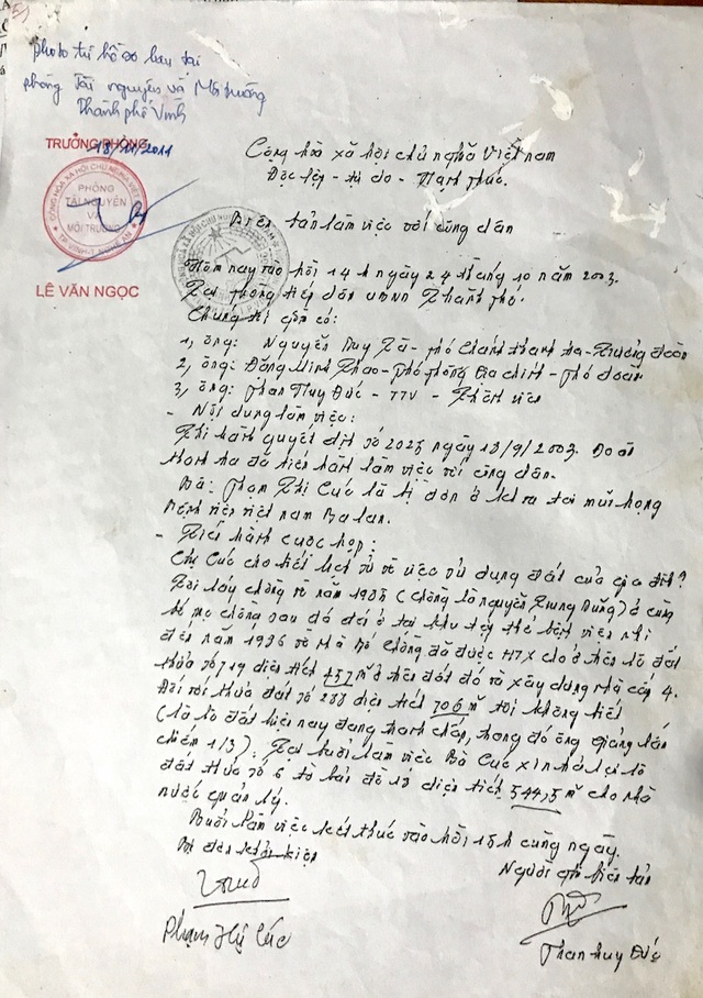 Hơn 13 năm, 10 phiên tòa mòn mỏi đi đòi một mảnh đất: Có bỏ lọt “tội phạm”? - 6 Sau nhiều lần đi đòi đất, với nhiều phiên toà, mảnh đất bất hợp pháp bà Cúc sử dụng đã được trả lại vào tháng 10/2003.