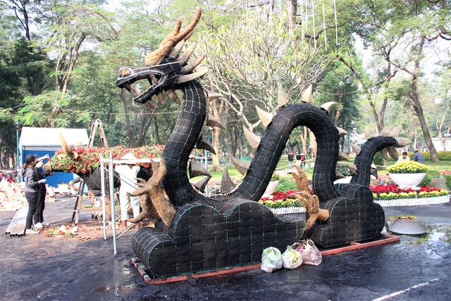 Cận cảnh 12 con giáp "khủng" trong công viên Thống Nhất - 13
... và rồng.