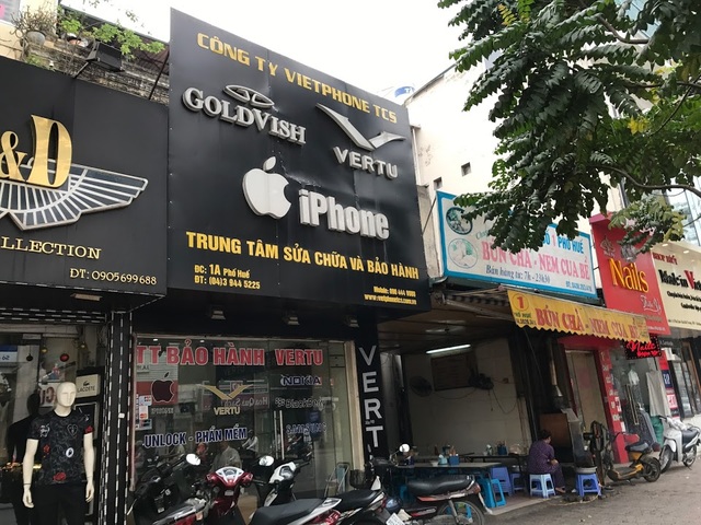 Số phận nào cho nhan nhản cửa hàng "mang danh" Apple tại Việt Nam? - 9 Không chỉ những đại lý cung cấp iPhone, mà cả các địa chỉ sửa chữa, cung cấp phụ kiện không được ủy quyền cũng phải dỡ bỏ biển hiệu.
