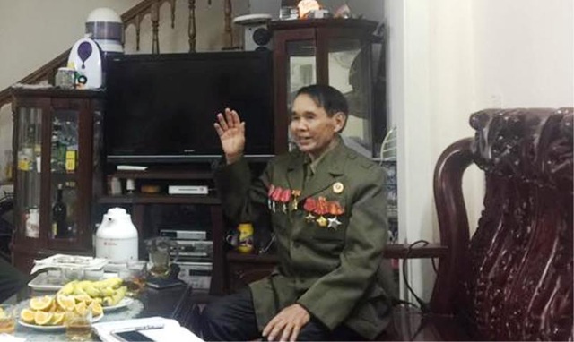 Hồi ức của người lái đò trên dòng Pô Kô - 1 Đối với ông Miện thì sống giữa chiến trường ác liệt như vậy thì sống được để trở về đã là anh hùng rồi