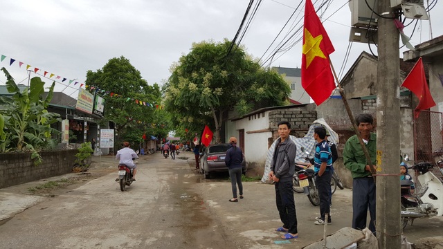Chủ tịch Hà Nội hứa giải quyết bức xúc, dân Đồng Tâm phấn khởi thỏa lòng - 25 Chủ tịch Hà Nội hứa giải quyết bức xúc, dân Đồng Tâm phấn khởi thỏa lòng - 25