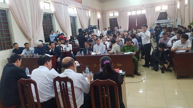 Chủ tịch Hà Nội hứa giải quyết bức xúc, dân Đồng Tâm phấn khởi thỏa lòng - 8 Chủ tịch Hà Nội hứa giải quyết bức xúc, dân Đồng Tâm phấn khởi thỏa lòng - 8