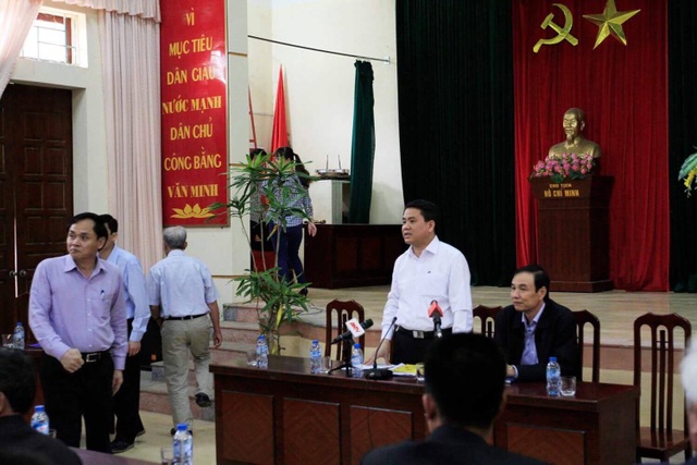 Chủ tịch Hà Nội hứa giải quyết bức xúc, dân Đồng Tâm phấn khởi thỏa lòng - 7 Chủ tịch Hà Nội hứa giải quyết bức xúc, dân Đồng Tâm phấn khởi thỏa lòng - 7
