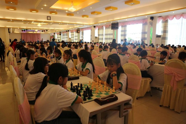 Hơn 900 VĐV dự giải vô địch cờ vua trẻ toàn quốc năm 2017 - 1 Hơn 900 VĐV tham dự Giải Cờ vua trẻ toàn quốc năm 2017