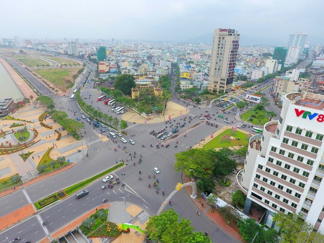 Ngắm Đà Nẵng từ trên cao trời đất vào xuân - 2 Nút giao Cầu Rồng, đường Nguyễn Văn Linh, Bạch Đằng và 2/9