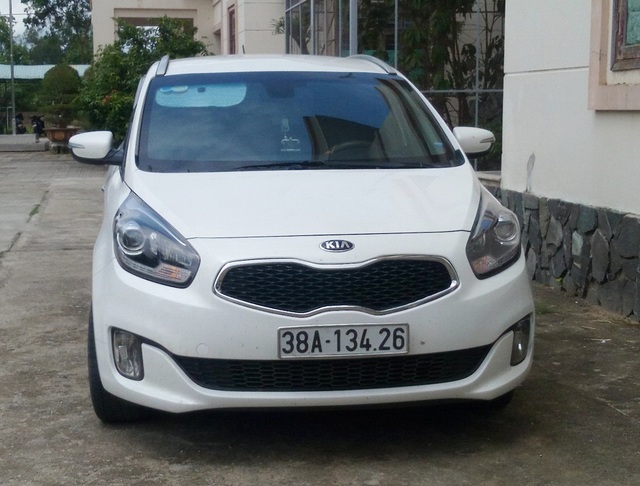 Phát hiện và bắt giữ nhiều ô tô, ghe hút cát vi phạm trong dịp lễ - 2 Chiếc xe được tạm giữ để điều tra